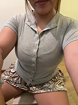 kittyfresita online show from 04-17-26, 05:16