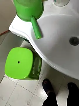 huzi518 online show from 03-01-25, 04:11