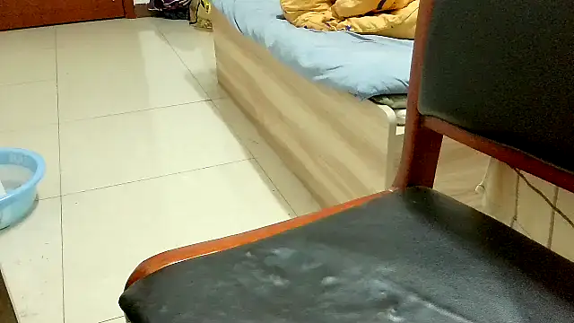 huzi518 online show from 09-21-25, 03:57