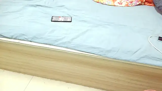 huzi518 online show from 12-14-25, 03:39