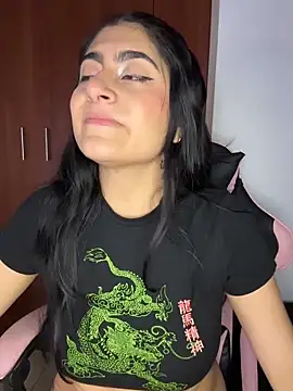 Snapshot of miakhalifaaa_ chatting on 02-20-26, 11:05 miakhalifaaa online show from 02-20-26, 11:05