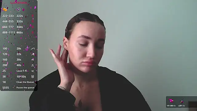 Stasia Queen online show from 12-12-24, 08:47