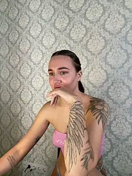 Stasia Queen online show from 01-06-25, 08:35