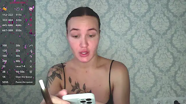 Stasia Queen online show from 01-30-25, 09:57