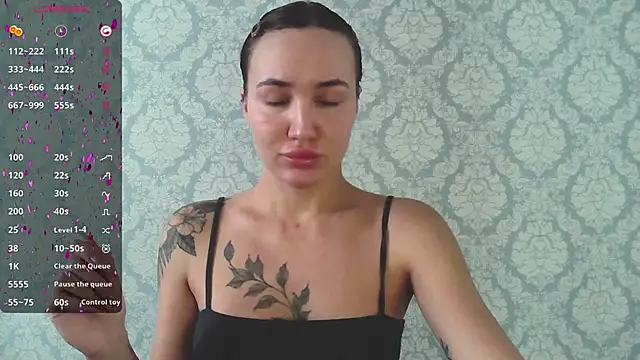 Stasia Queen online show from 02-07-25, 09:26