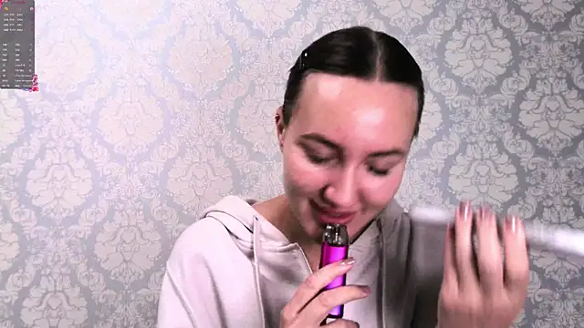 Stasia Queen online show from 10-21-25, 07:42