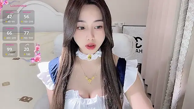 Caitlyn   online show from 03-17-25, 02:12