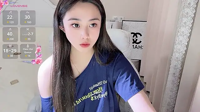 Caitlyn   online show from 03-20-25, 03:36