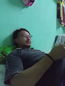 Andresguz35 online show from 11-15-25, 04:10