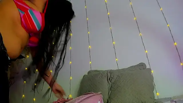 Snapshot of Maisa_issa chatting on 02-07-26, 12:53 Maisa issa online show from 02-07-26, 12:53