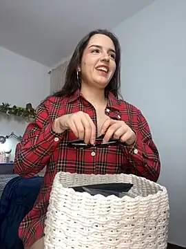 tatianaAlvarez1 online show from 10-16-25, 11:06