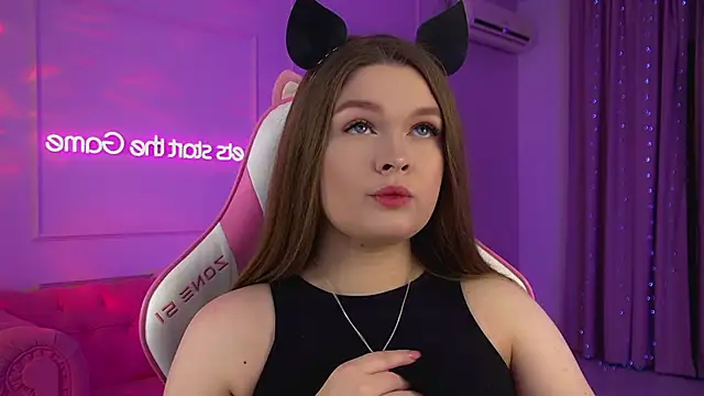 CrystalLyons online show from 03-02-26, 06:26