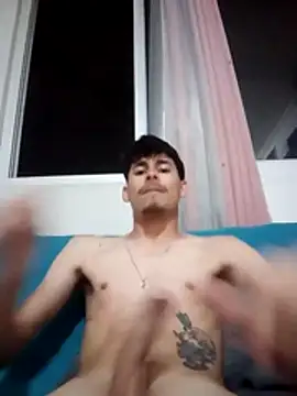 Snapshot of ronsex27 chatting on 01-05-25, 04:04 ronsex27 online show from 01-05-25, 04:04