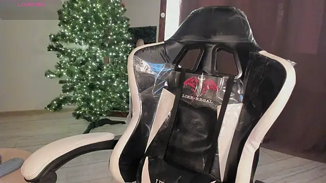 Lana Younes online show from 01-20-25, 12:49