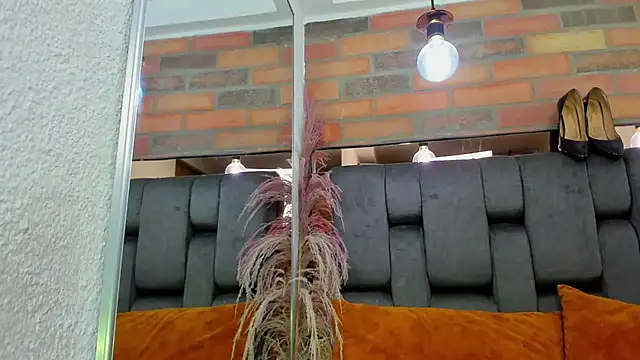 JESSYCORTES online show from 12-19-25, 04:58