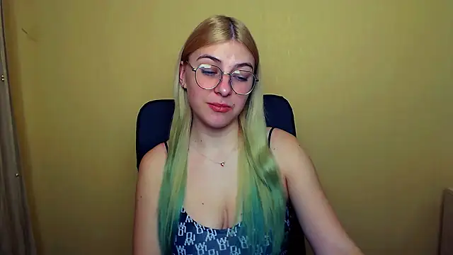 Luna Lush  online show from 01-08-25, 11:32