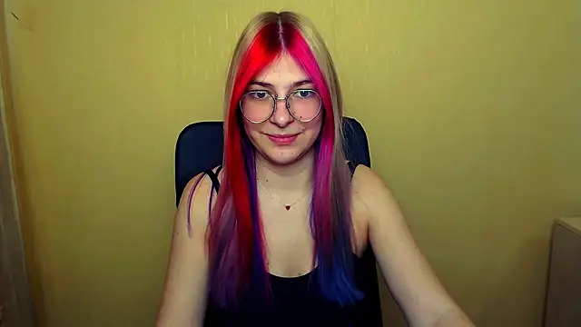 Luna Lush  online show from 02-20-25, 09:22