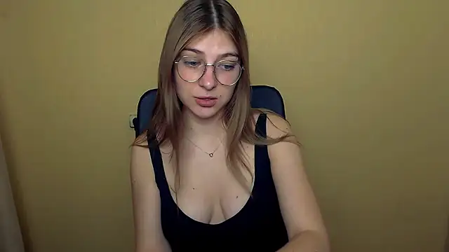 Luna Lush  online show from 11-05-25, 10:04