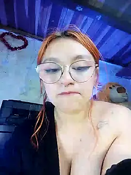 SophiaWeestt99 online show from 03-04-25, 08:02