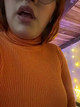 SophiaWeestt99 online show from 11-02-25, 03:31