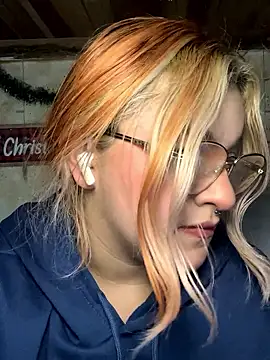 SophiaWeestt99 online show from 01-13-26, 03:12