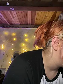 SophiaWeestt99 online show from 01-18-26, 05:22