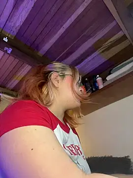 SophiaWeestt99 online show from 02-25-26, 03:49