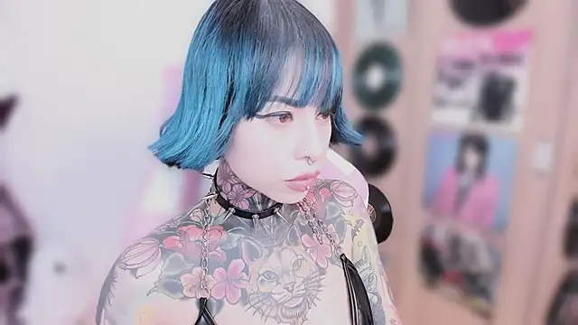 Snapshot of NikkiRamone chatting on 02-09-26, 10:30 NikkiRamone online show from 02-09-26, 10:30