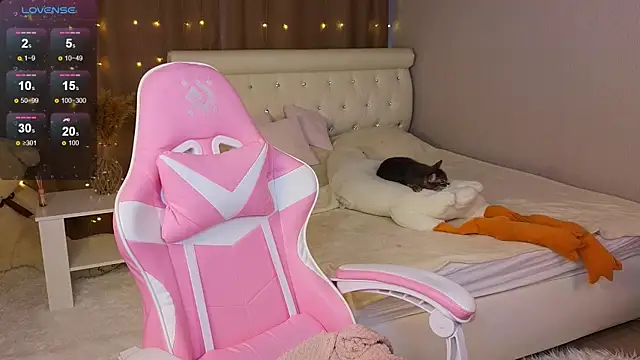 Snapshot of barbieee_b chatting on 12-10-24, 07:37 barbieee b online show from 12-10-24, 07:37