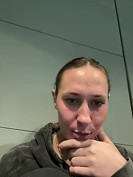 M1ssyk1ssy online show from 12-27-24, 05:16