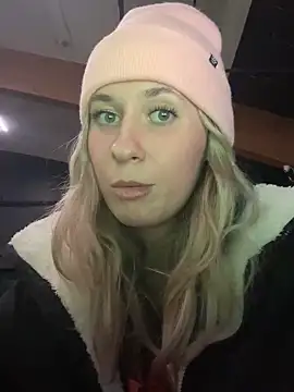 M1ssyk1ssy online show from 12-30-24, 10:12