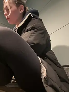 M1ssyk1ssy online show from 01-09-25, 05:00