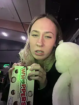 M1ssyk1ssy online show from 01-12-25, 09:29