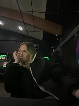 M1ssyk1ssy online show from 01-26-25, 01:09