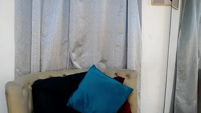 camilawm19 online show from 02-15-26, 12:18