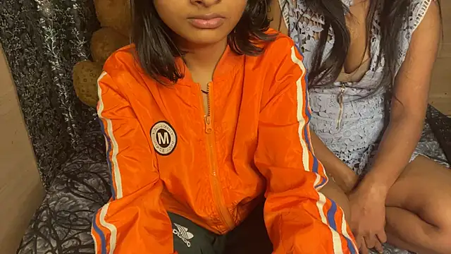 Snapshot of mystical_zara chatting on 01-23-25, 07:29 mystical zara online show from 01-23-25, 07:29