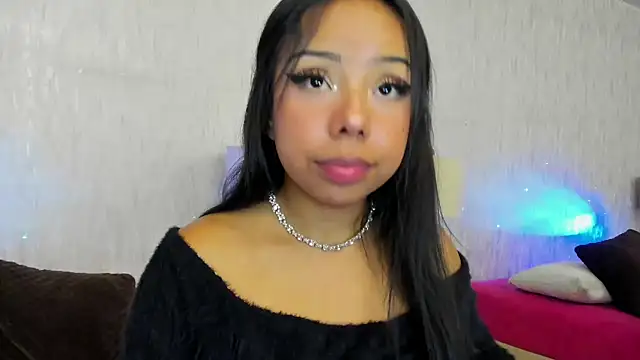 Snapshot of DafneMillers chatting on 12-30-24, 01:37 DafneMillers online show from 12-30-24, 01:37