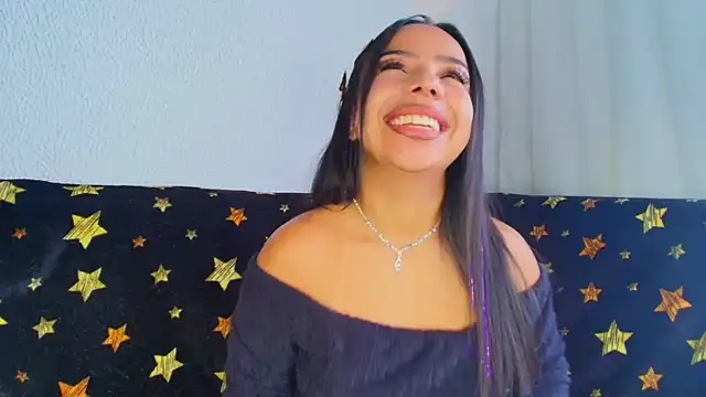 Snapshot of DafneMillers chatting on 01-25-25, 01:41 DafneMillers online show from 01-25-25, 01:41