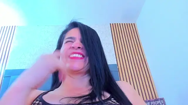 candela collinss online show from 12-05-24, 12:11