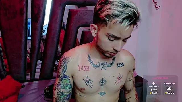 AliceandMax online show from 02-22-25, 07:36