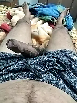 Snapshot of luckylads0037 chatting on 01-05-25, 05:41 luckylads0037 online show from 01-05-25, 05:41