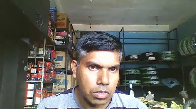 Snapshot of roundbunny chatting on 12-04-24, 06:55 roundbunny online show from 12-04-24, 06:55