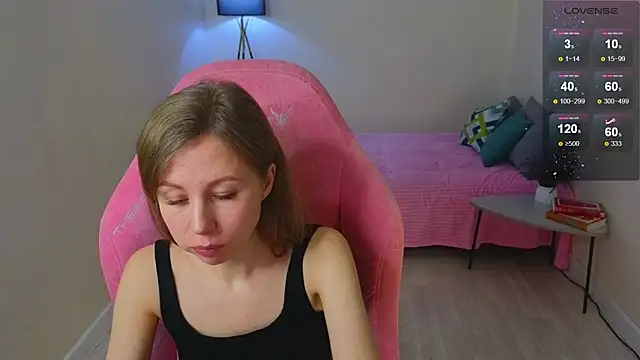 Lill Mary online show from 12-20-24, 04:53