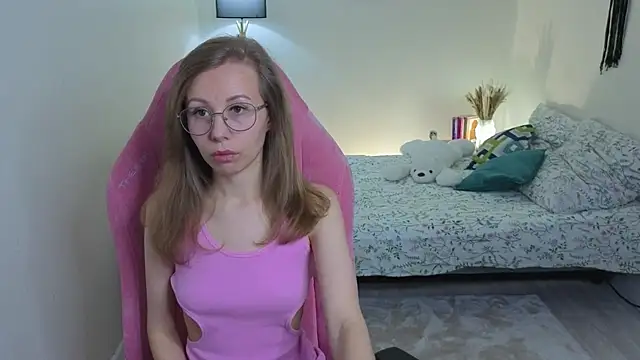 Lill Mary online show from 09-23-25, 01:19