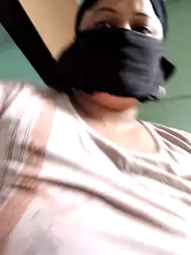 Snapshot of Bbw_Juice_Wife chatting on 09-14-25, 04:11 Bbw Juice Wife online show from 09-14-25, 04:11