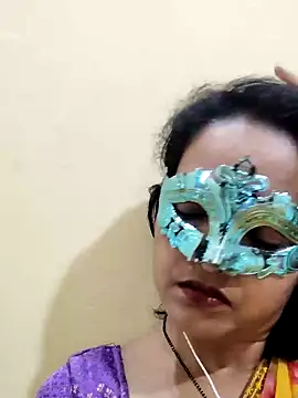 anuradha1432 online show from 03-18-25, 12:36