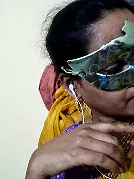 anuradha1432 online show from 03-20-25, 12:53