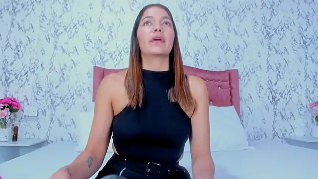 Mia Malkovaa  online show from 02-27-26, 05:13