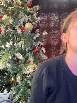 baby lizy online show from 12-29-24, 05:33