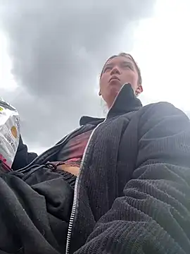 baby lizy online show from 02-25-25, 06:31